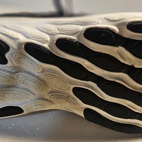 New Balance Fresh Foam X 1080v13 Men's Running Shoes, Black, 10.5 - Picture 7 of 8